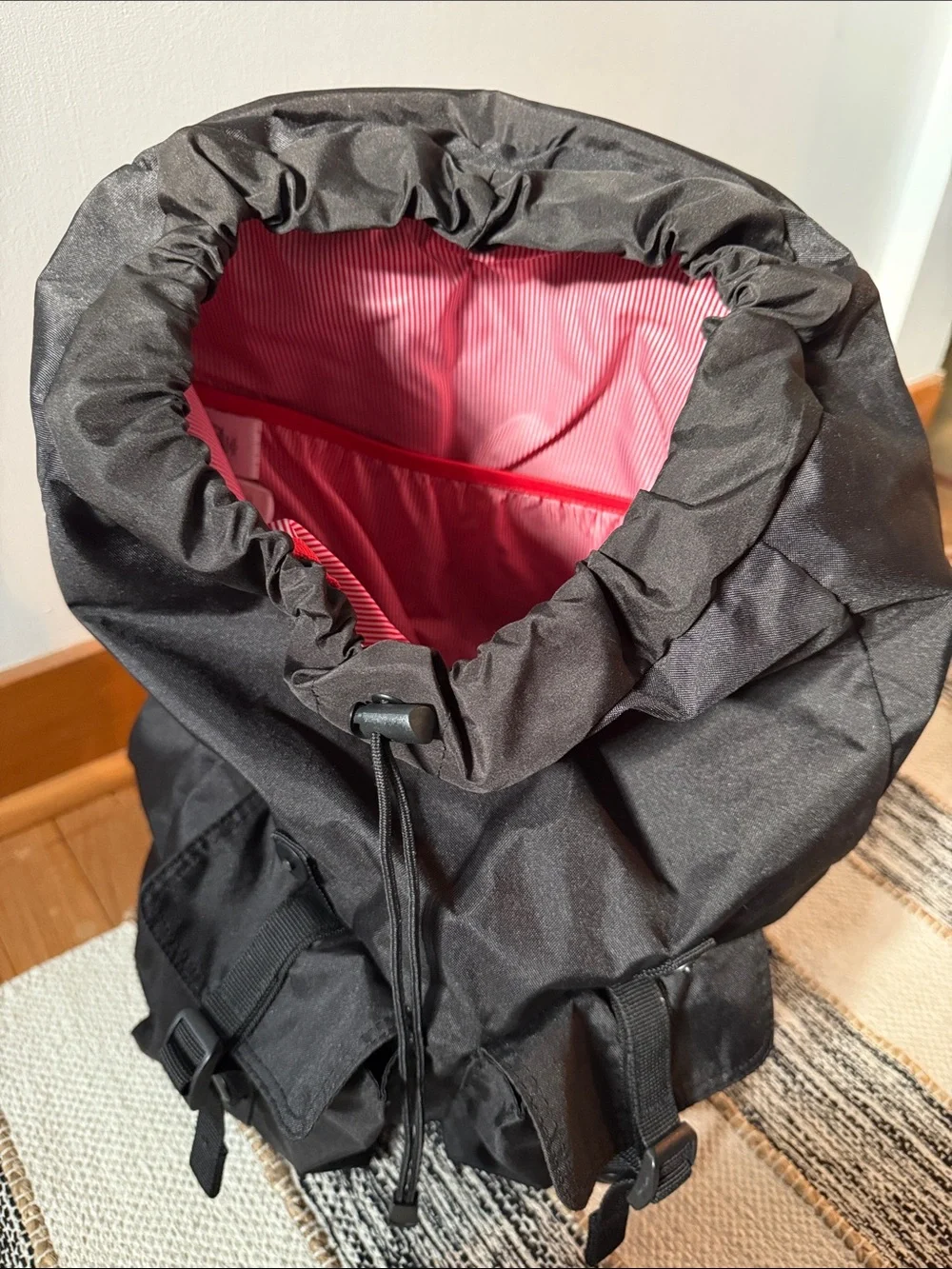 Herschel Adult Size Black Backpack New!